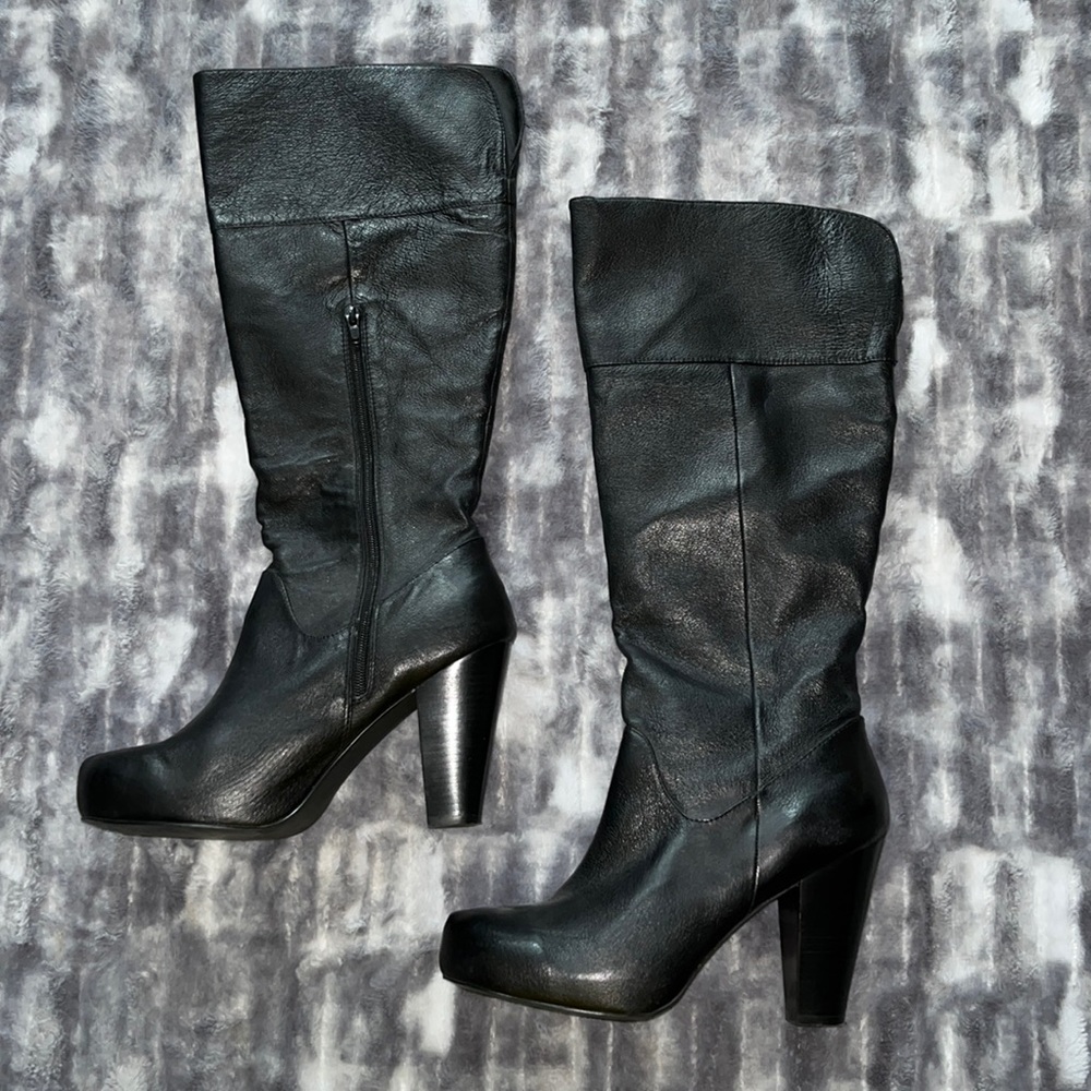 Steve Madden Grigio Knee High Stacked Heel Boots